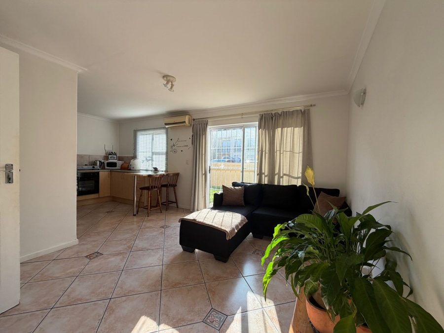 2 Bedroom Property for Sale in Gordons Bay Central Western Cape